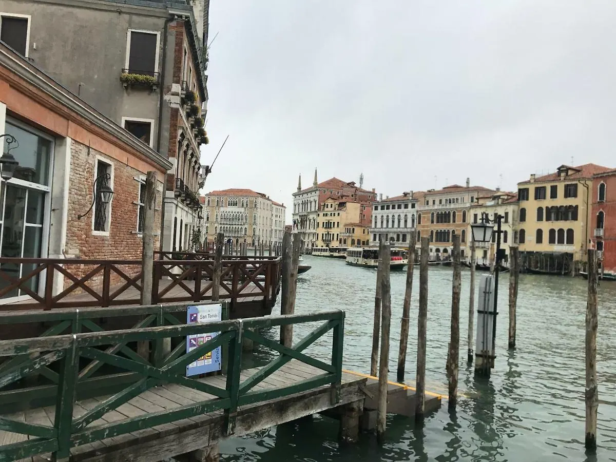 Appartement Palazzo Grassi And Accademia Bridge Superb House à Venise Italie